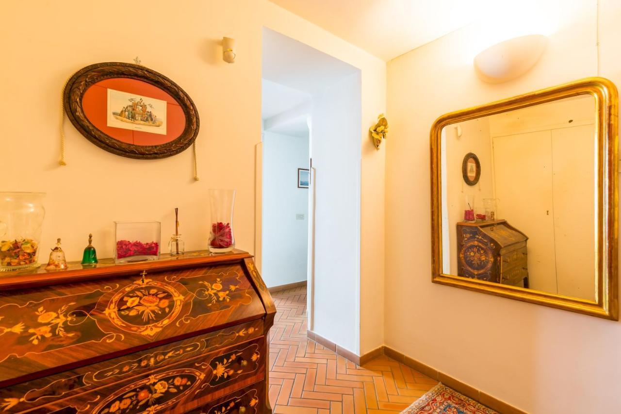 Residenza Capano Charming House By Napoliapartments Exteriör bild